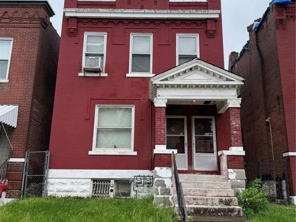 4146 Labadie Avenue, St Louis, MO 63115