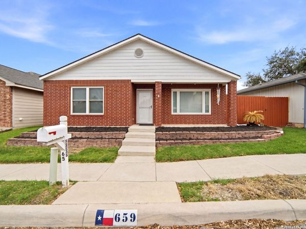 659 MEADOW ARBOR LN, Universal City, TX 78148