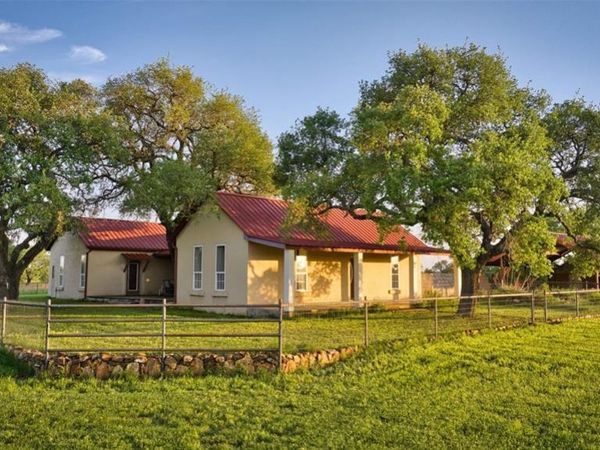 247 Cow Trail Road, Mason, TX 76856