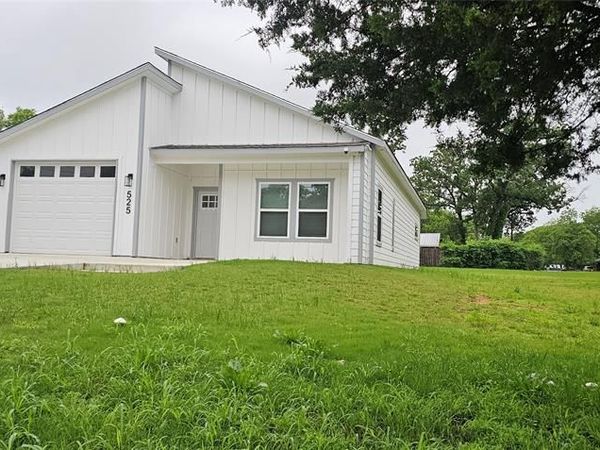 525 N Washington Street, Grand Saline, TX 75140