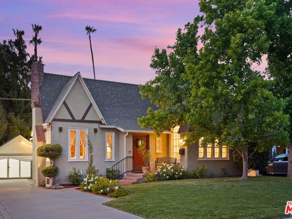 1117 Viscano Drive, Glendale, CA 91207