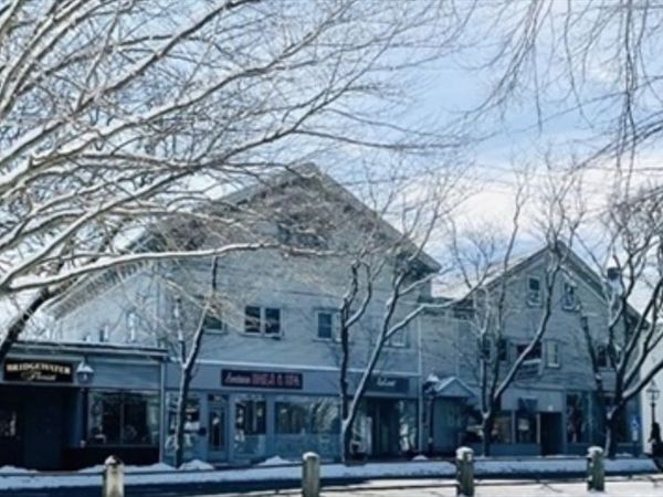 40 Central Square, Bridgewater, MA 02324