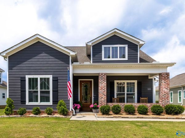 6209 Pembrook Pond Place, Owens Cross Roads, AL 35763