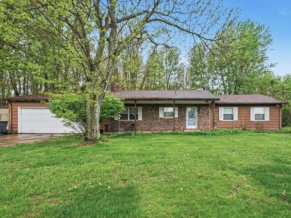 5564 Newton Avenue, Coloma, MI 49038