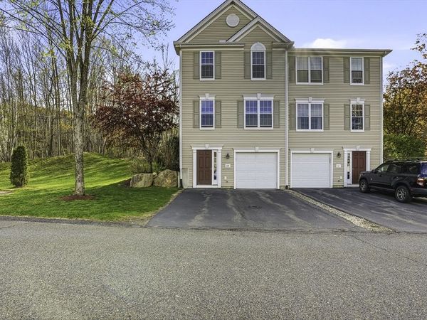 69 Buttercup Ln, Unit 69, Grafton, MA 01560