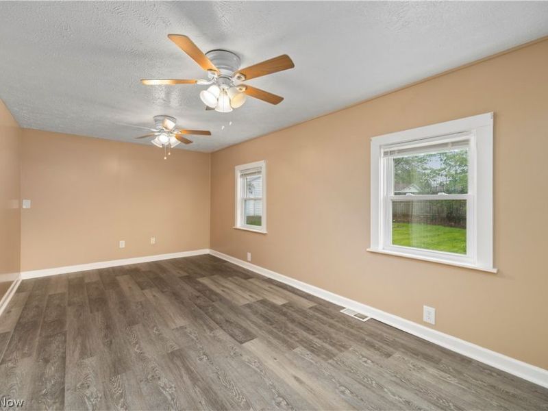 547 Willow Park Road, Elyria, OH 44035 Photo 19