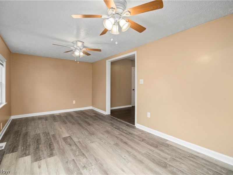 547 Willow Park Road, Elyria, OH 44035 Photo 21