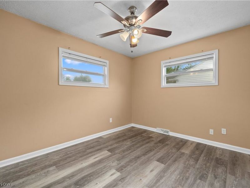 547 Willow Park Road, Elyria, OH 44035 Photo 28