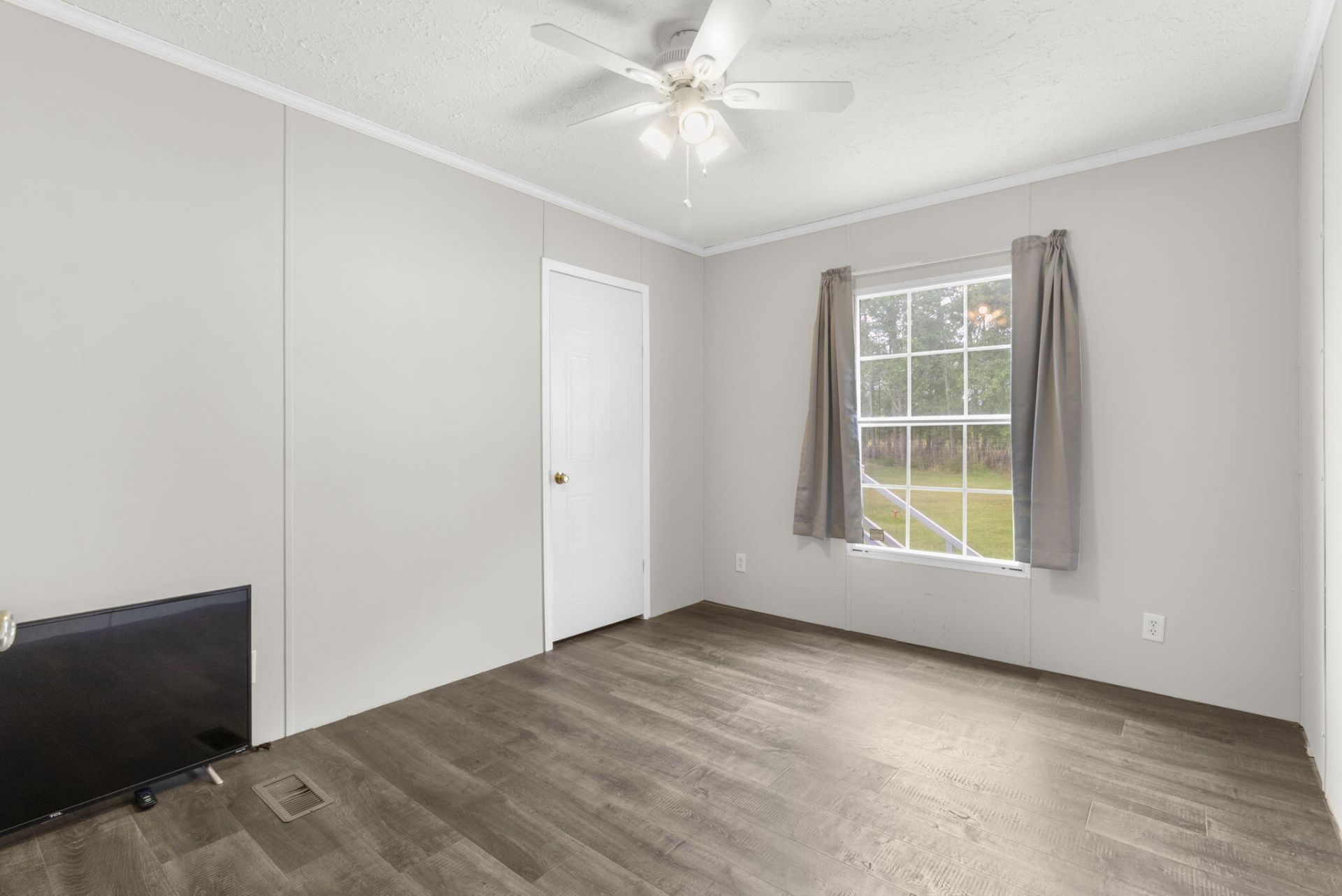 712 Wesley Grove Road Photo 25