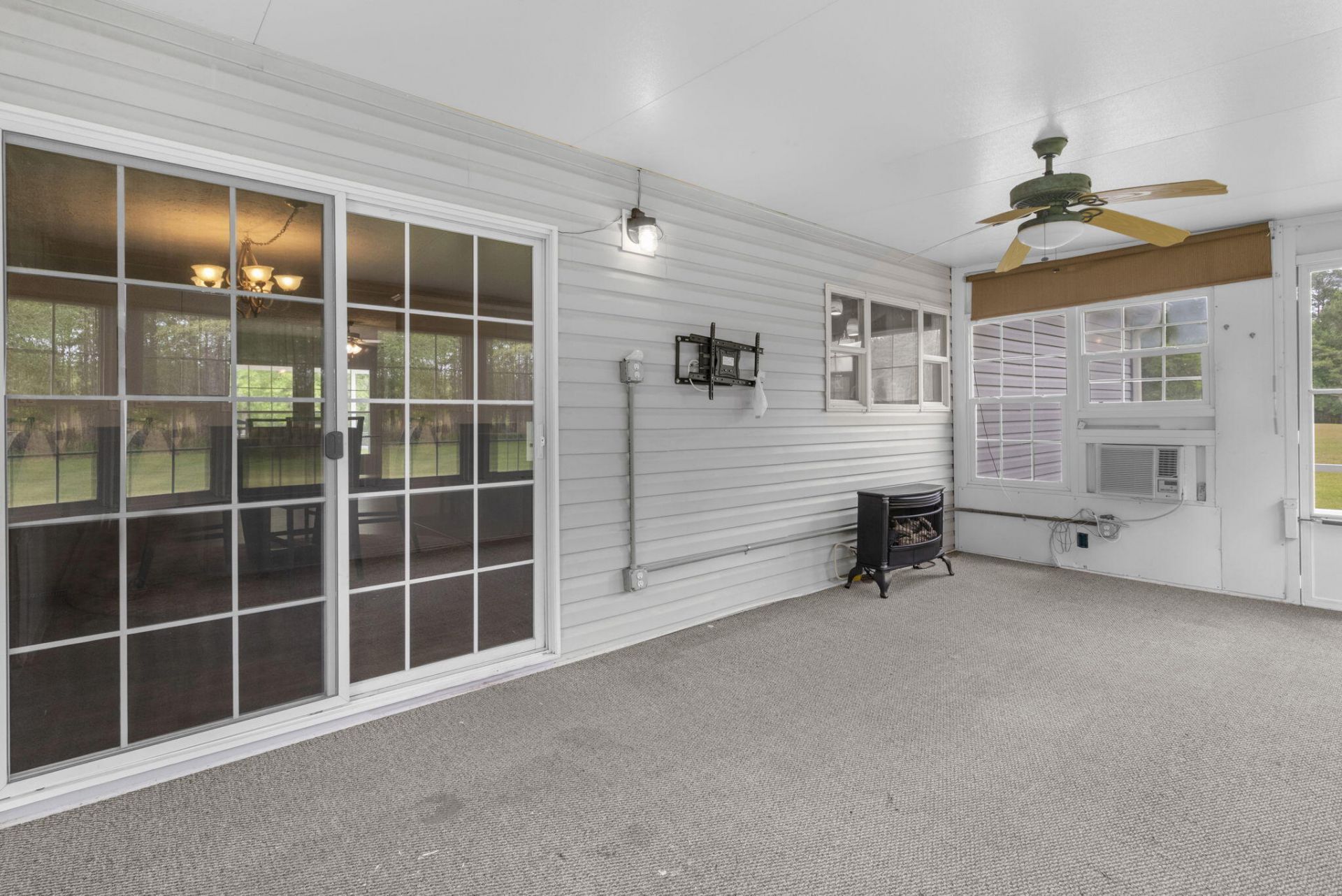 712 Wesley Grove Road Photo 35