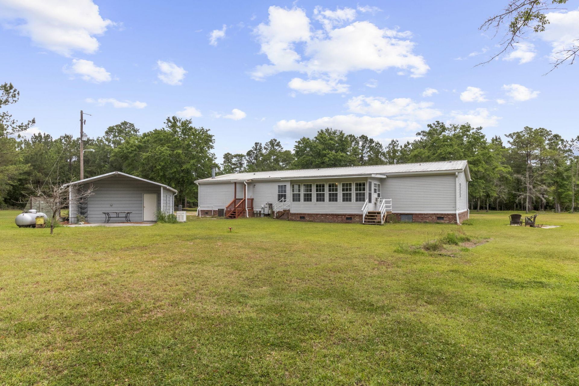 712 Wesley Grove Road Photo 40