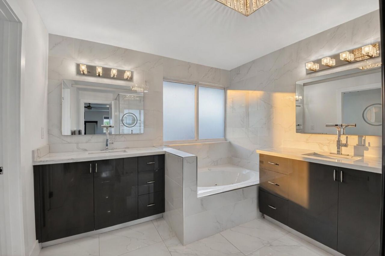 1044 NW 6th Drive, Boca Raton, FL 33486 Photo