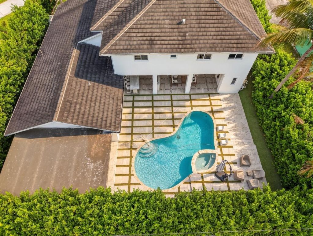 1044 NW 6th Drive, Boca Raton, FL 33486 Photo