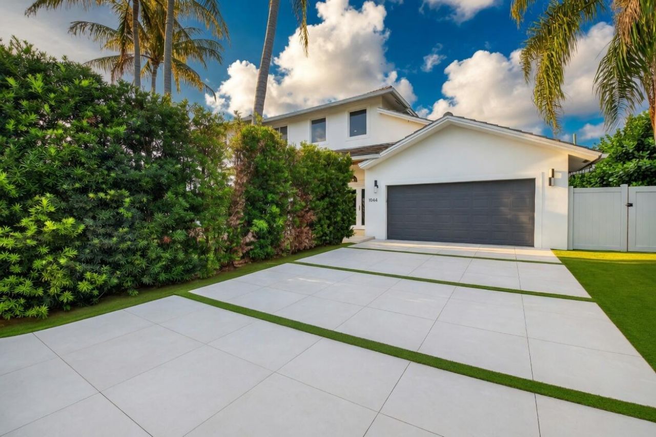 1044 NW 6th Drive, Boca Raton, FL 33486 Photo