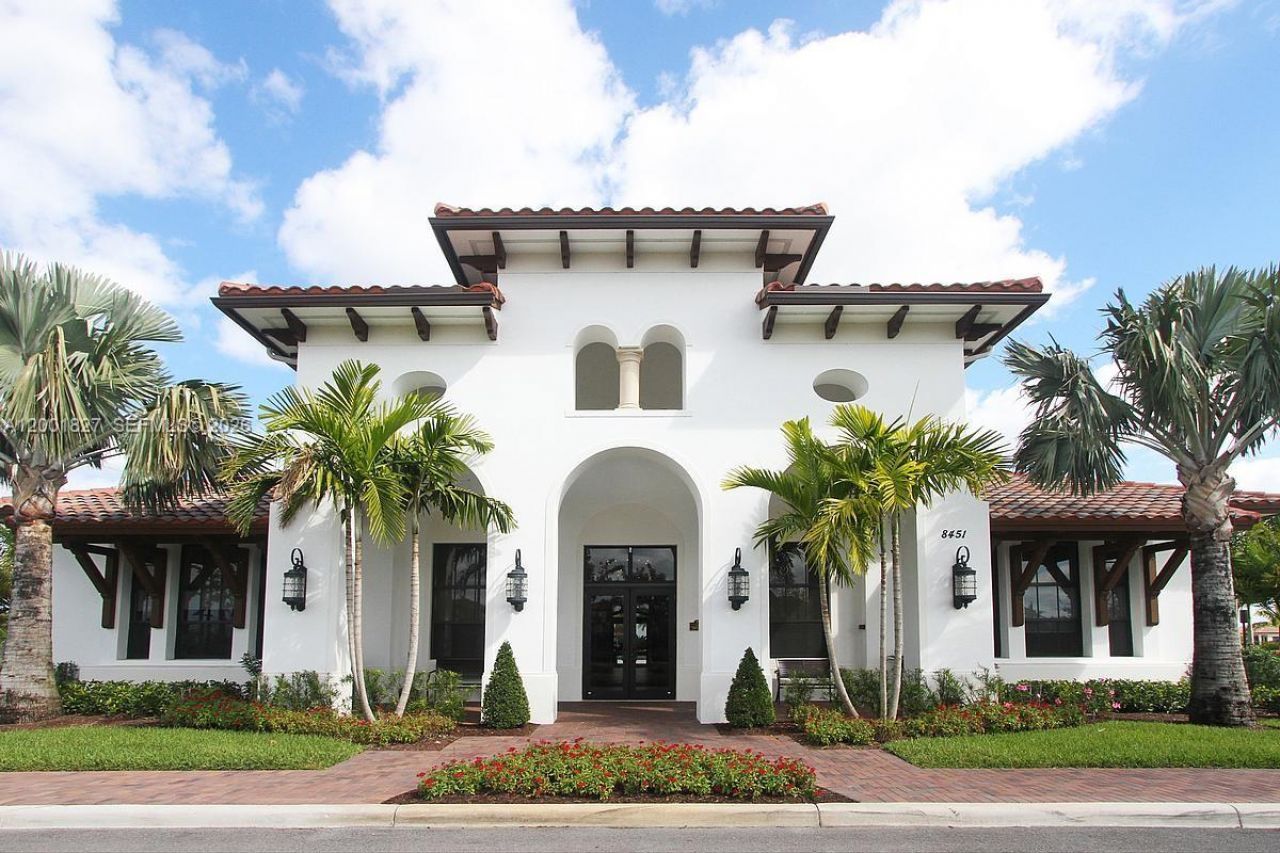 8537 NW 39th Ct, Cooper City, FL 33024 Photo