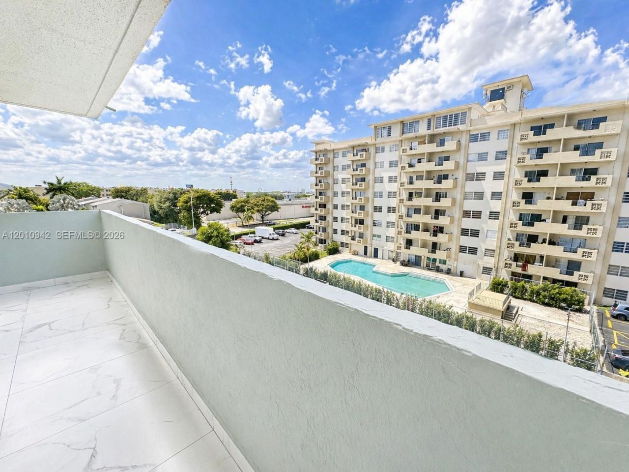1825 W 44th Pl , Unit 501, Hialeah, FL 33012 Photo