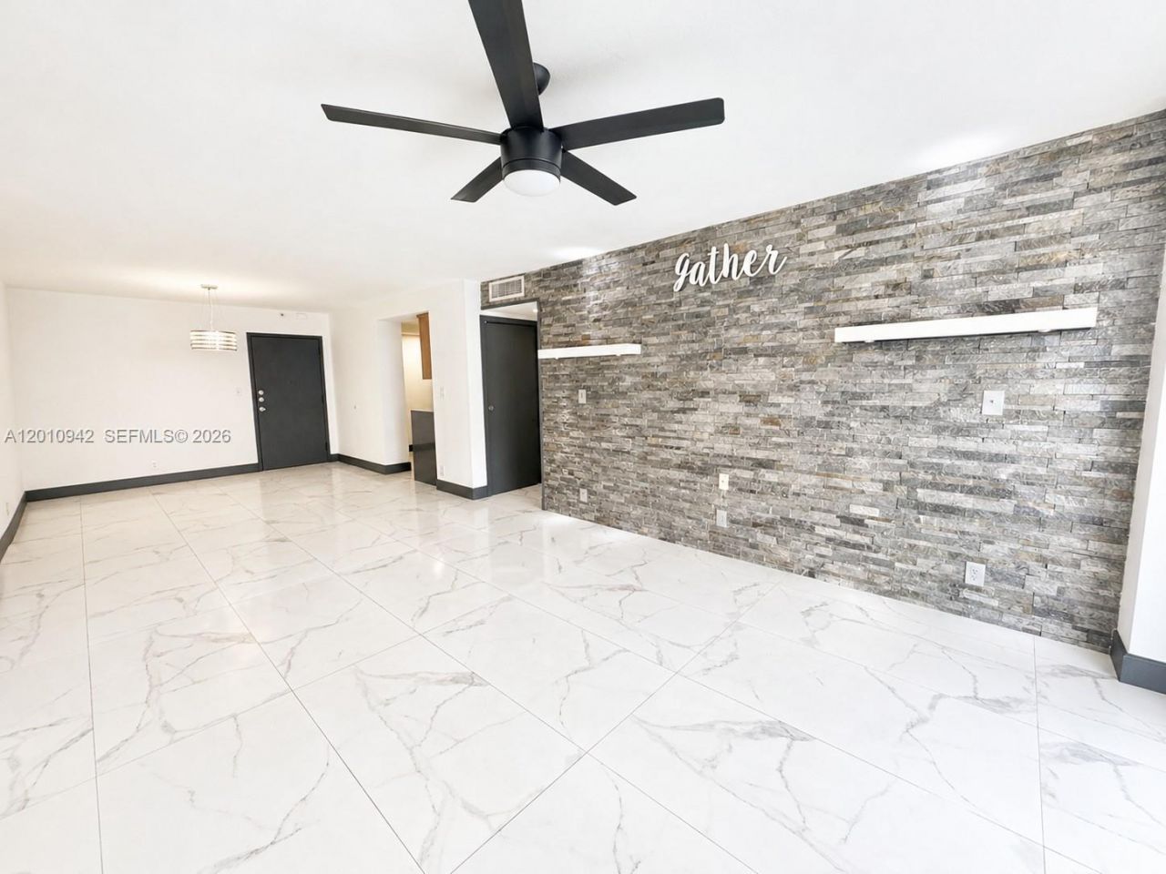1825 W 44th Pl , Unit 501, Hialeah, FL 33012 Photo