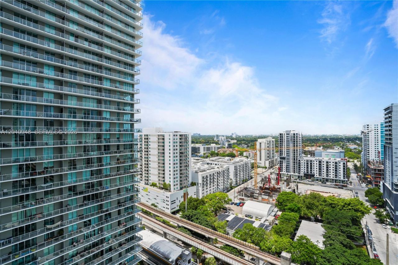 1111 SW 1st Ave, Unit 2325-N, Miami, FL 33130 Photo