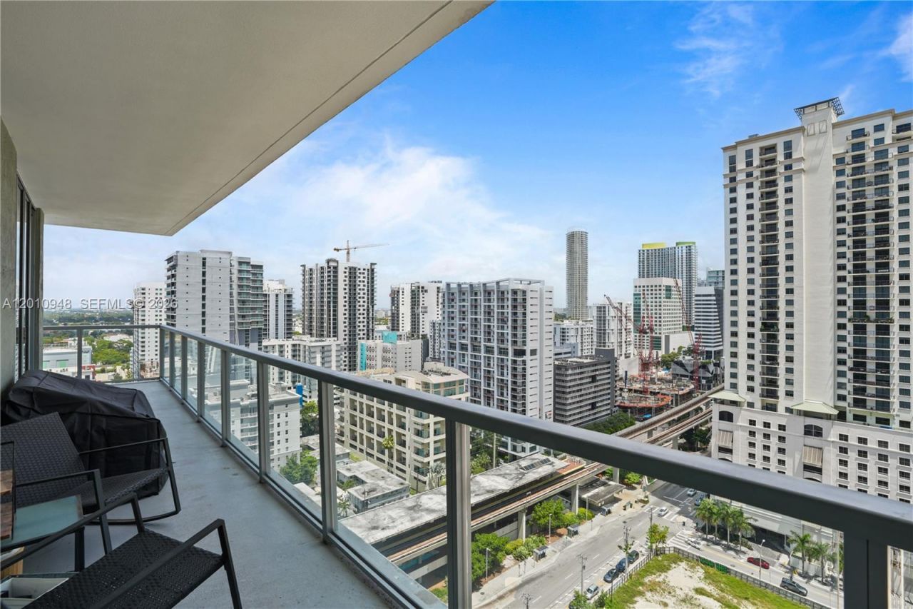 1111 SW 1st Ave, Unit 2325-N, Miami, FL 33130 Photo