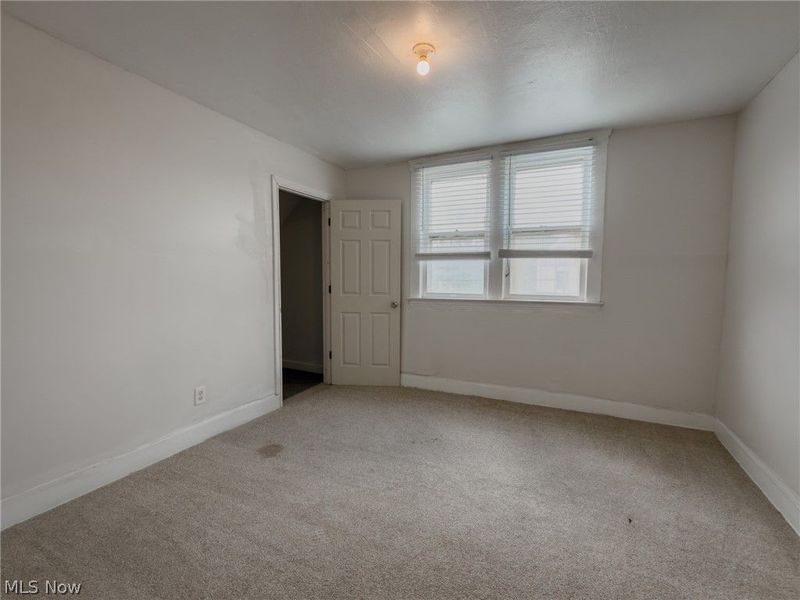 10209 Elwell Avenue, Cleveland, OH 44104 Photo 13