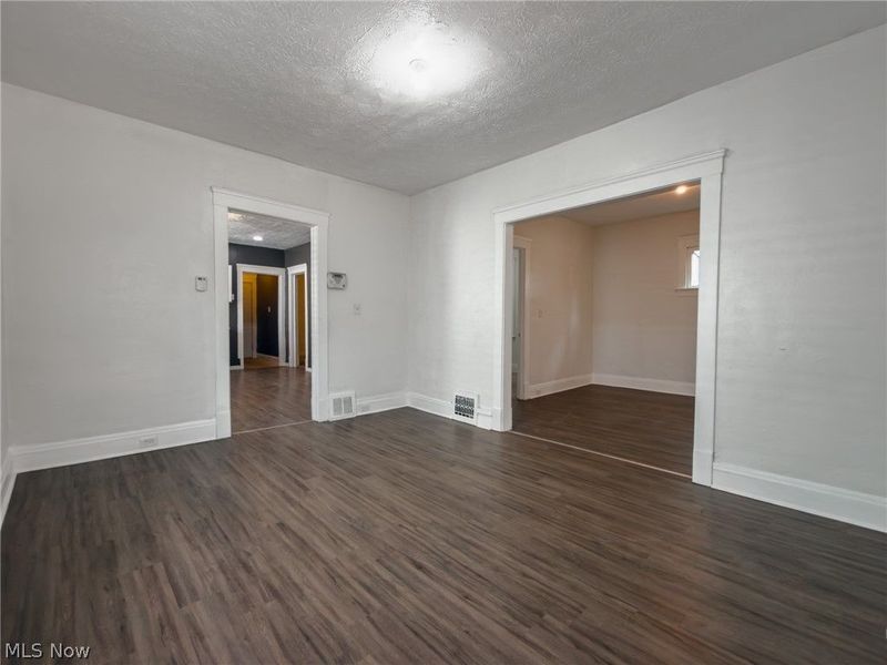 10209 Elwell Avenue, Cleveland, OH 44104 Photo 3