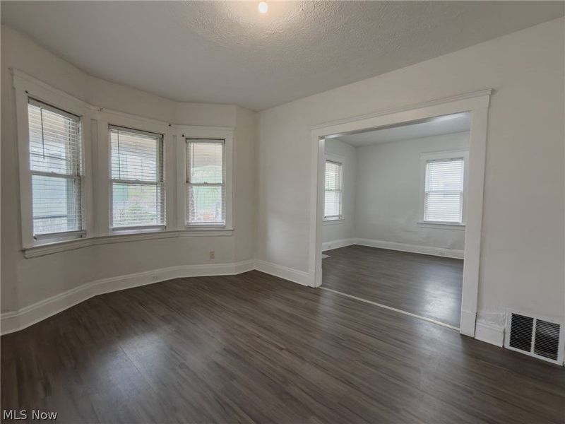10209 Elwell Avenue, Cleveland, OH 44104 Photo 4