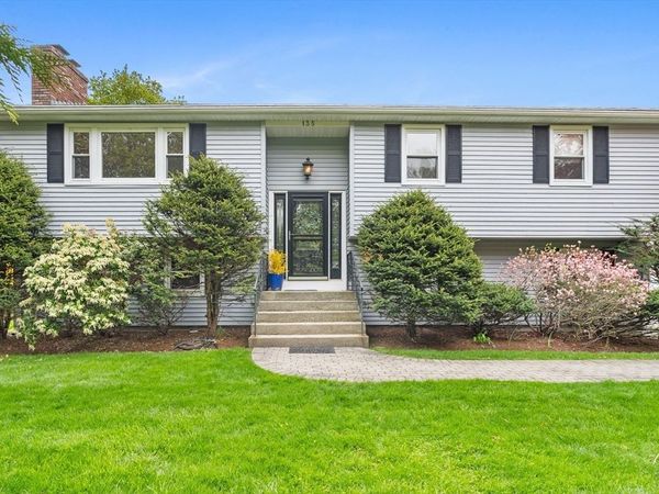 135 Forest Avenue, Hudson, MA 01749