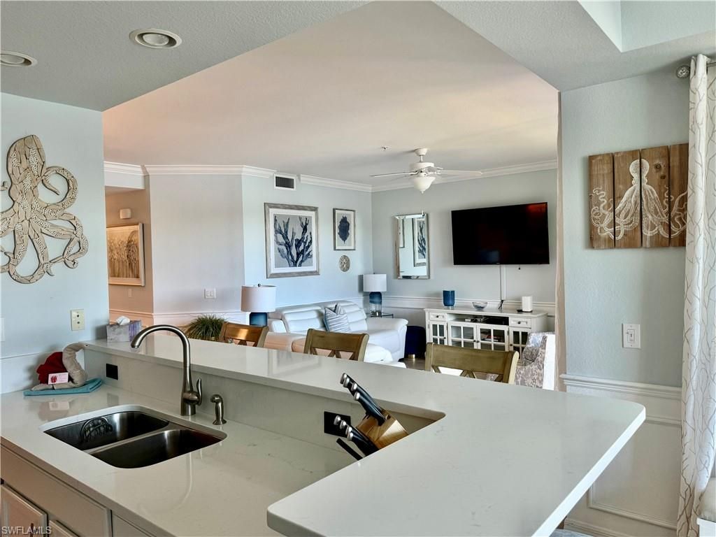 9514 Avellino Way, Unit 2113, Naples, FL 34113 Photo