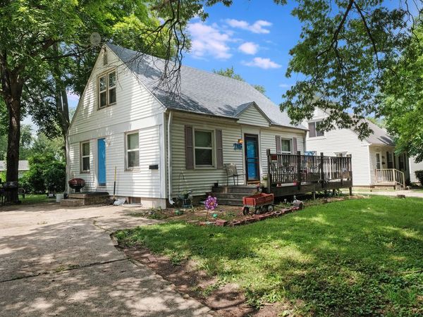 218 Arcadia Drive , Champaign, IL 61820