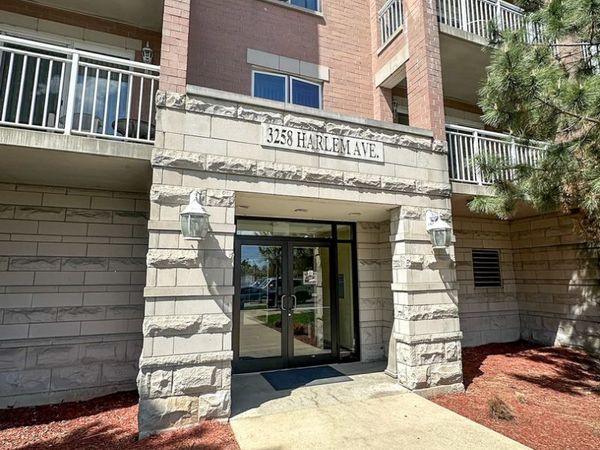 3258 N Harlem Avenue, Unit 209, Chicago, IL 60634