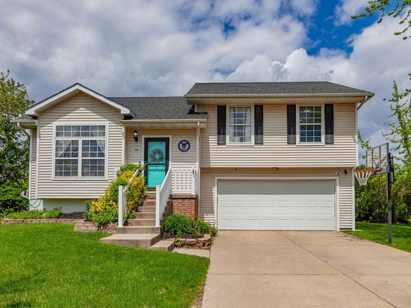 706 SE Chaparal Drive, Ankeny, IA 50021