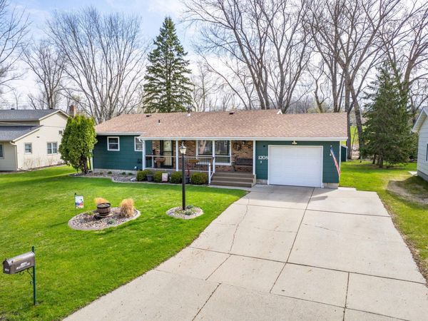 1208 Lenore Way , Fergus Falls, MN 56537