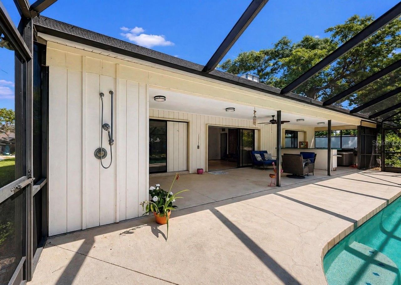 948 Winter Garden Drive, Sarasota, FL 34243 Photo