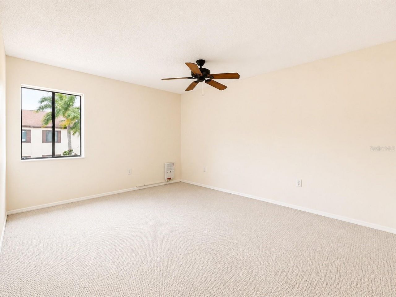 723 115th Avenue N, Unit 2106, Saint Petersburg, FL 33716 Photo