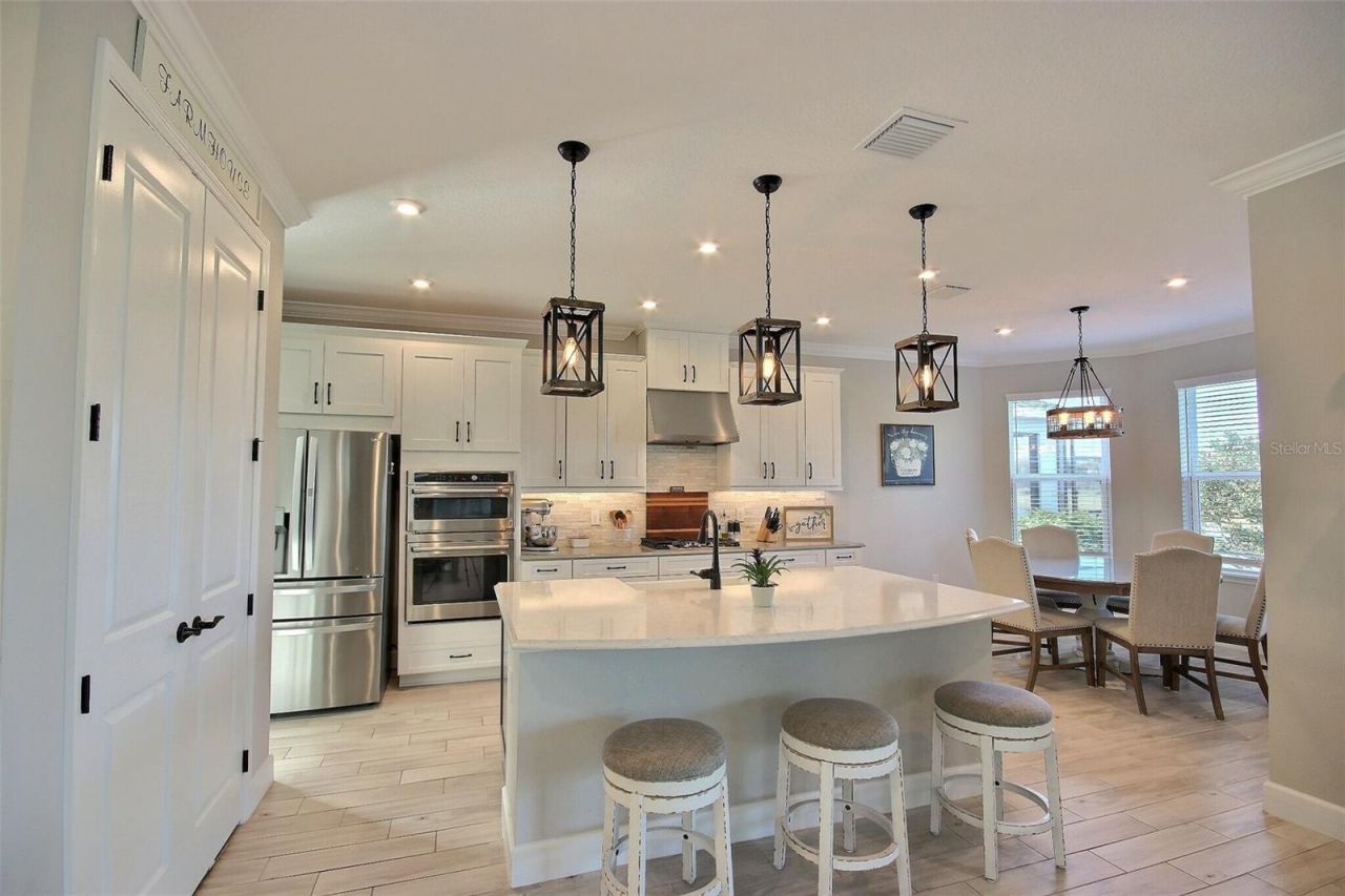 10563 Piedra Dr, Palmetto, FL 34221 Photo