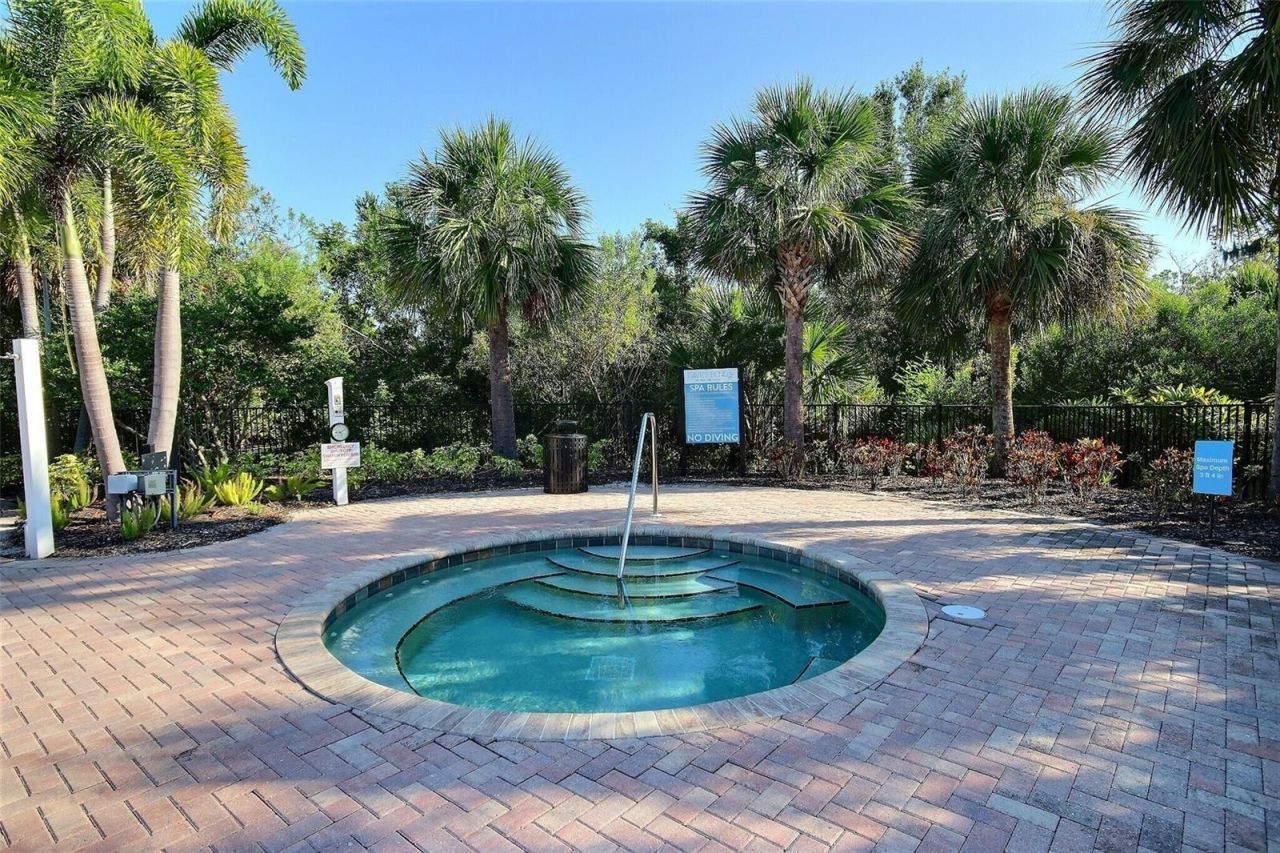 10563 Piedra Dr, Palmetto, FL 34221 Photo