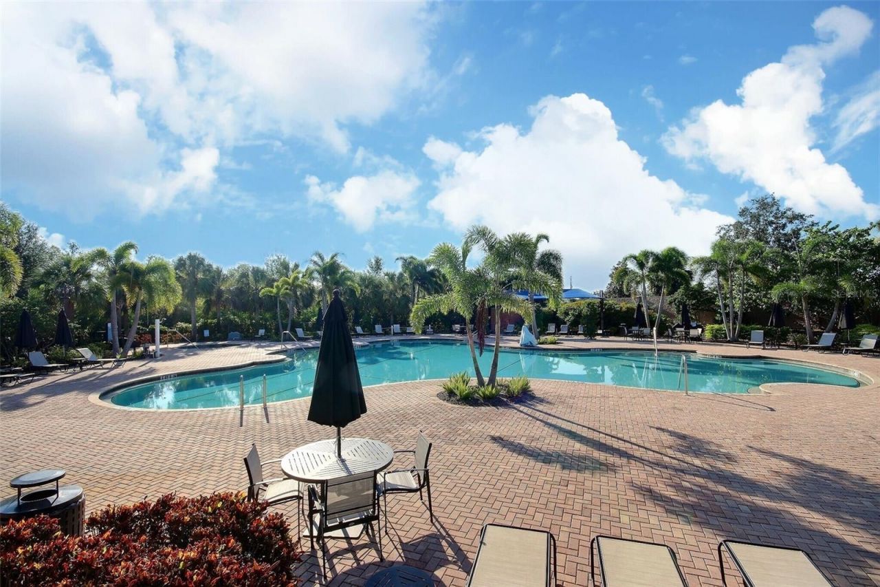 10563 Piedra Dr, Palmetto, FL 34221 Photo