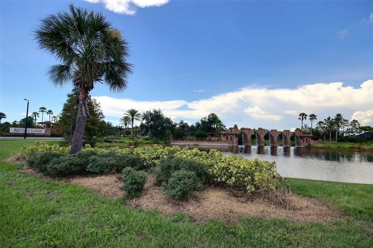 10563 Piedra Dr, Palmetto, FL 34221 Photo