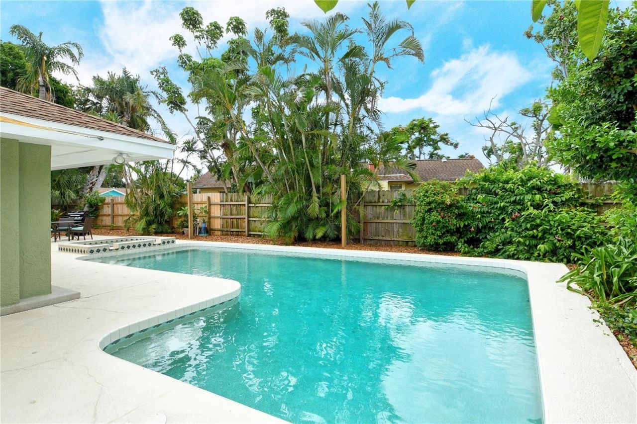 6303 3rd Avenue Nw, Bradenton, FL 34209 Photo