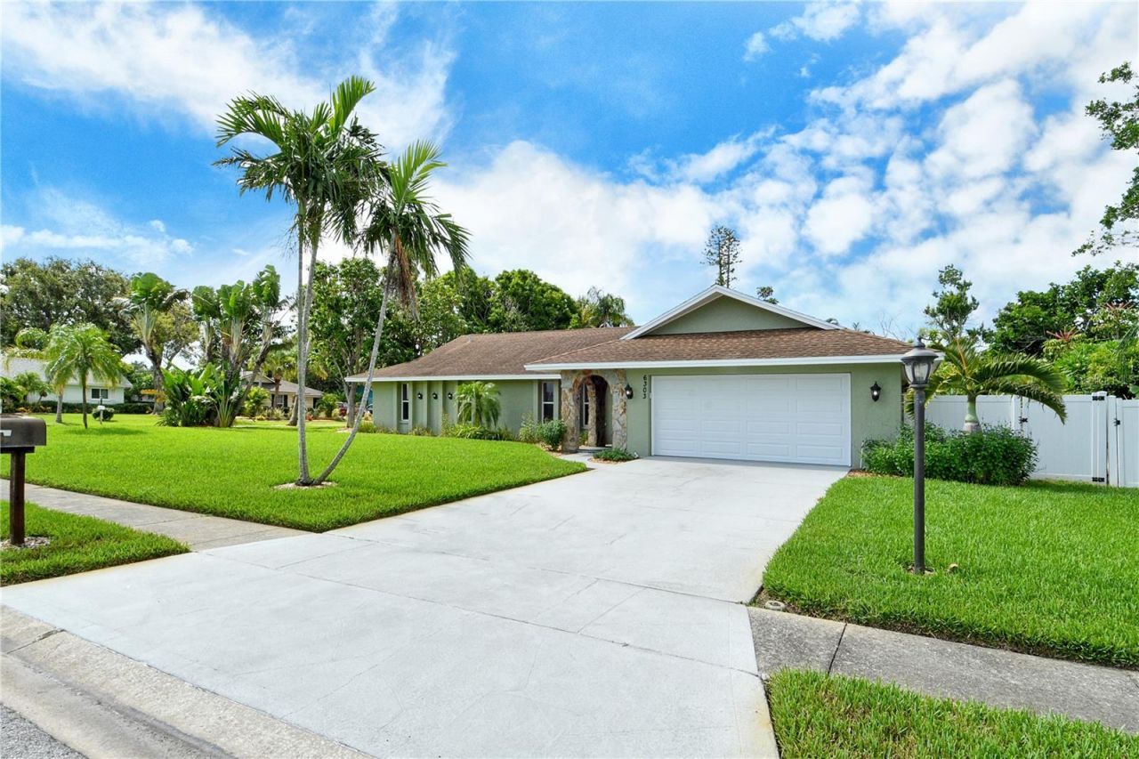 6303 3rd Avenue Nw, Bradenton, FL 34209 Photo