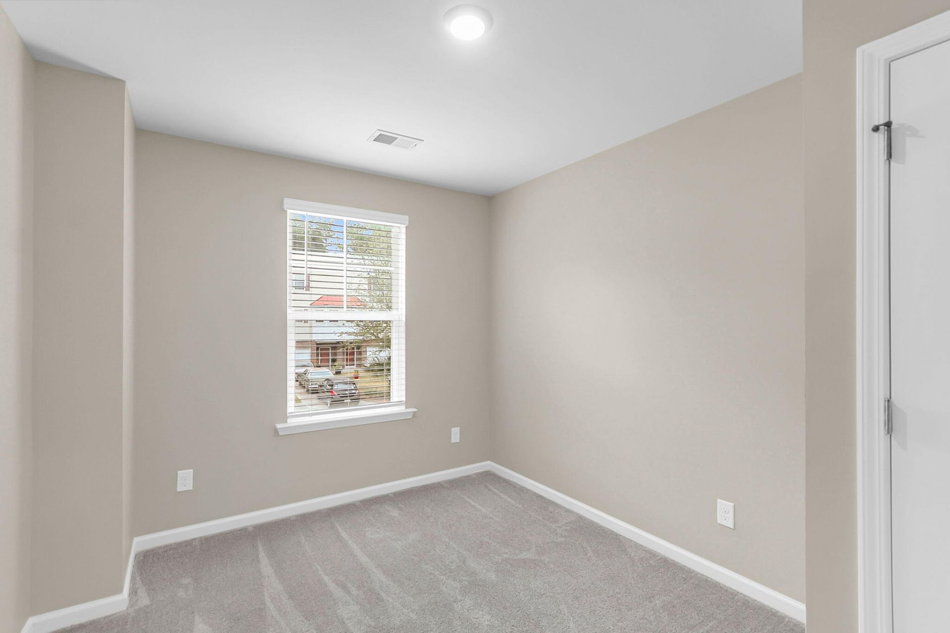 4613 Palm View Circle Photo 21