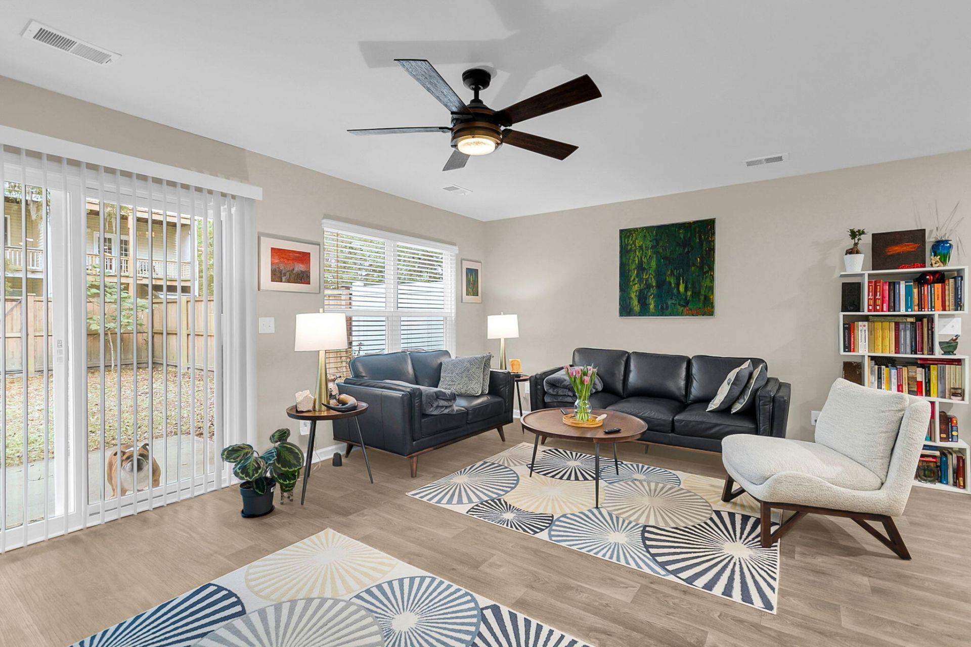 4613 Palm View Circle Photo 8