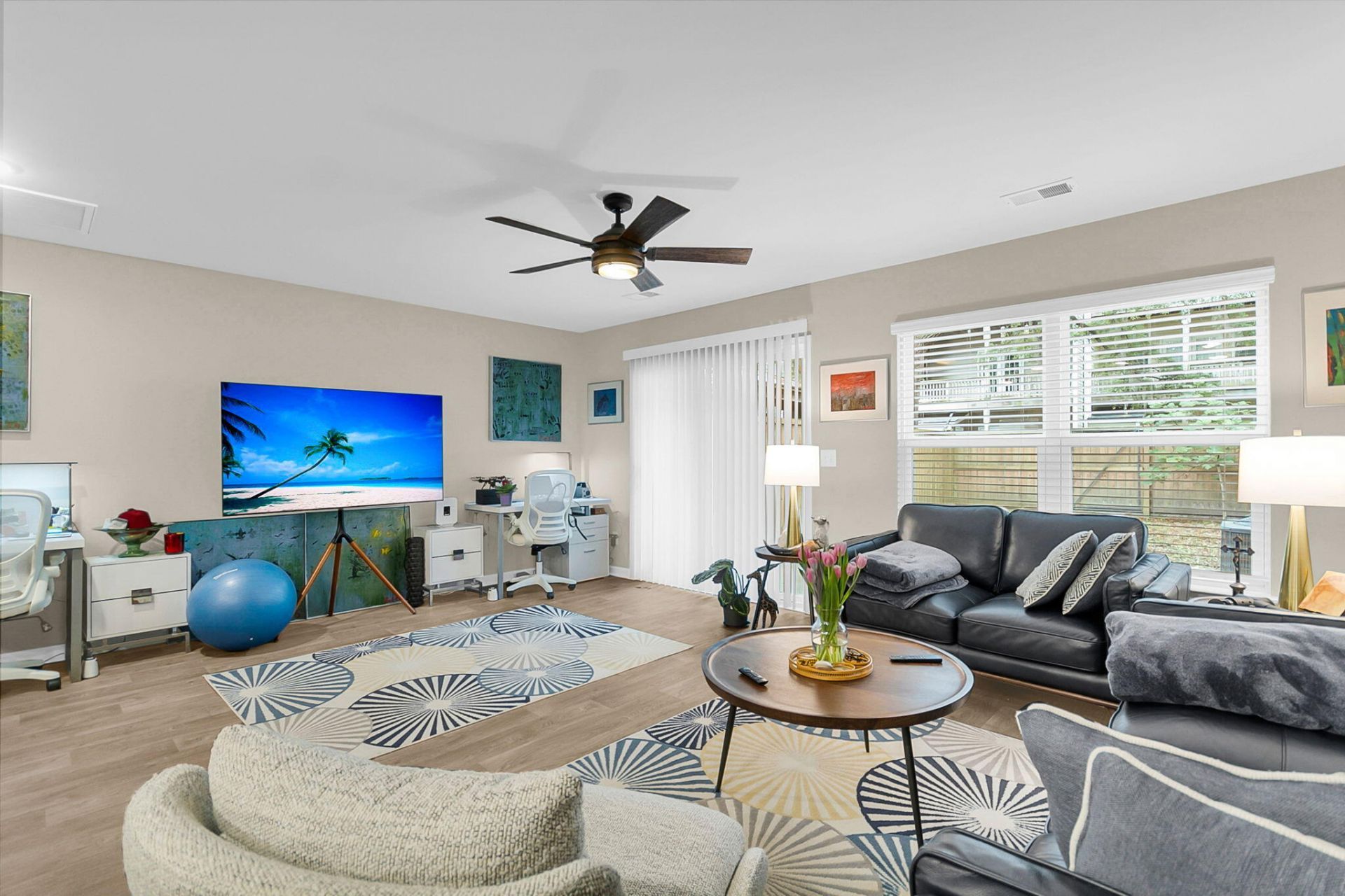 4613 Palm View Circle Photo 9