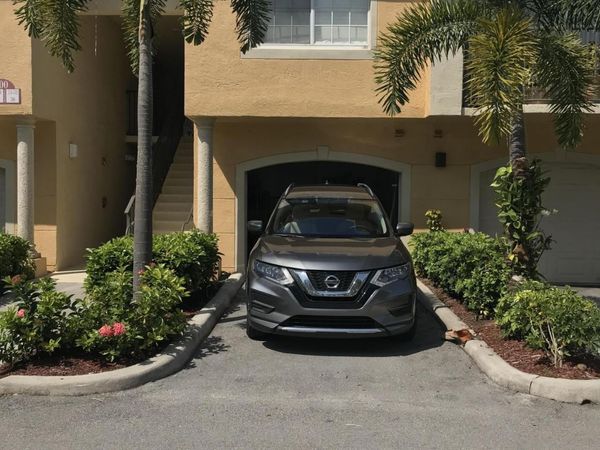 700 S Crestwood Ct Court S, Unit 708, Royal Palm Beach, FL 33411