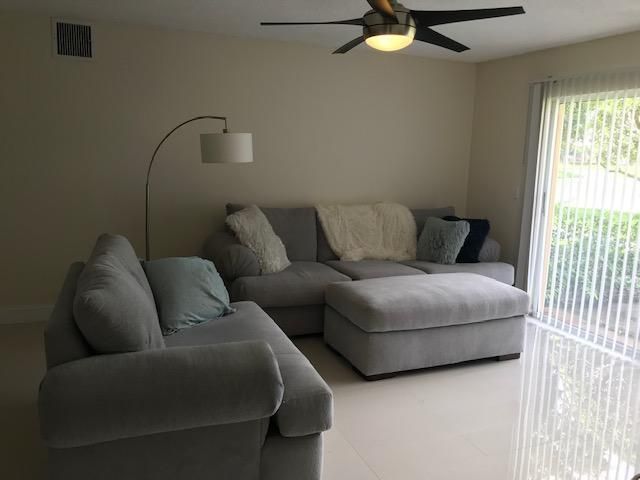 700 S Crestwood Ct Court S, Unit 708, Royal Palm Beach, FL 33411 Photo