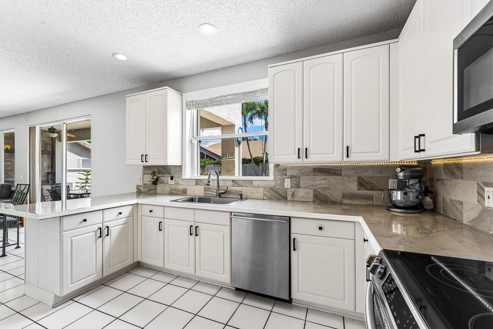 18250 Blue Lake Way, Boca Raton, FL 33498 Photo