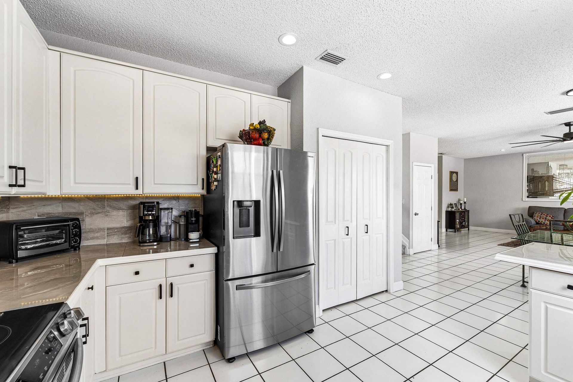 18250 Blue Lake Way, Boca Raton, FL 33498 Photo