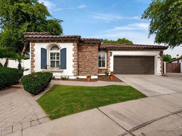 2480 E HONEYSUCKLE Place, Chandler, AZ 85286