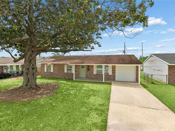 1212 CARROLLWOOD Drive , LaPlace, LA 70068