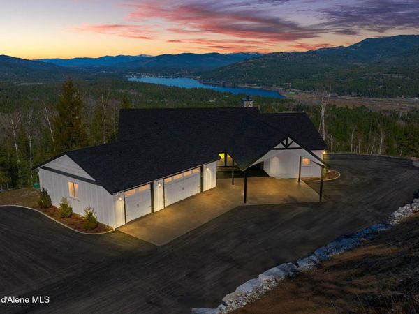 52 Hoof Run , Cocolalla, ID 83813